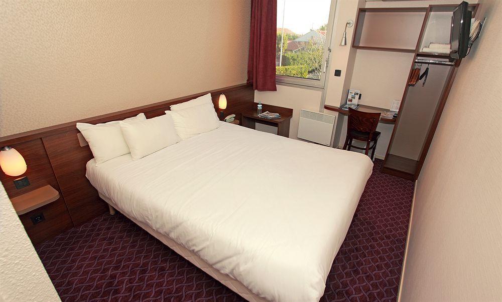 Brit Hotel Toulouse Colomiers - L'Esplanade Bilik gambar
