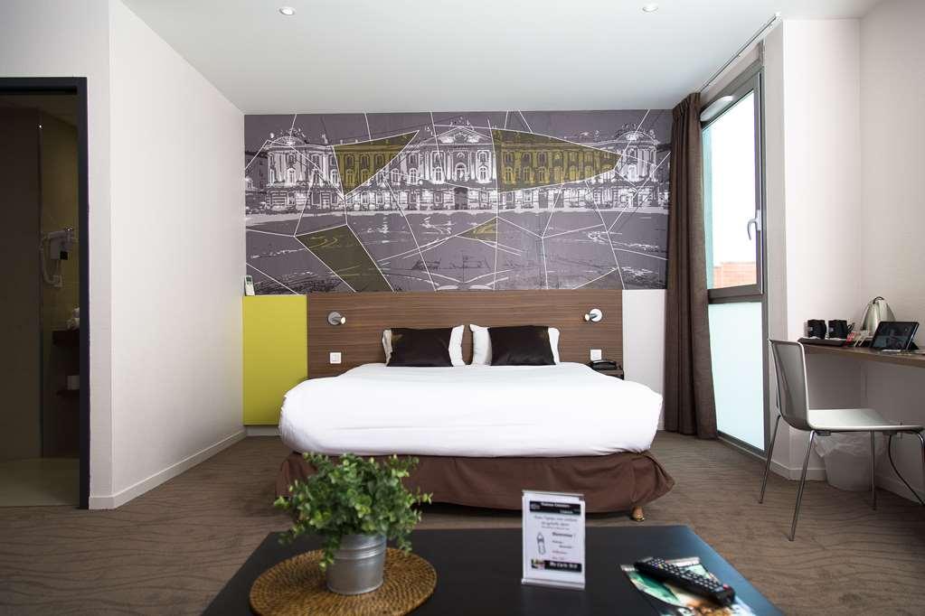 Brit Hotel Toulouse Colomiers - L'Esplanade Bilik gambar