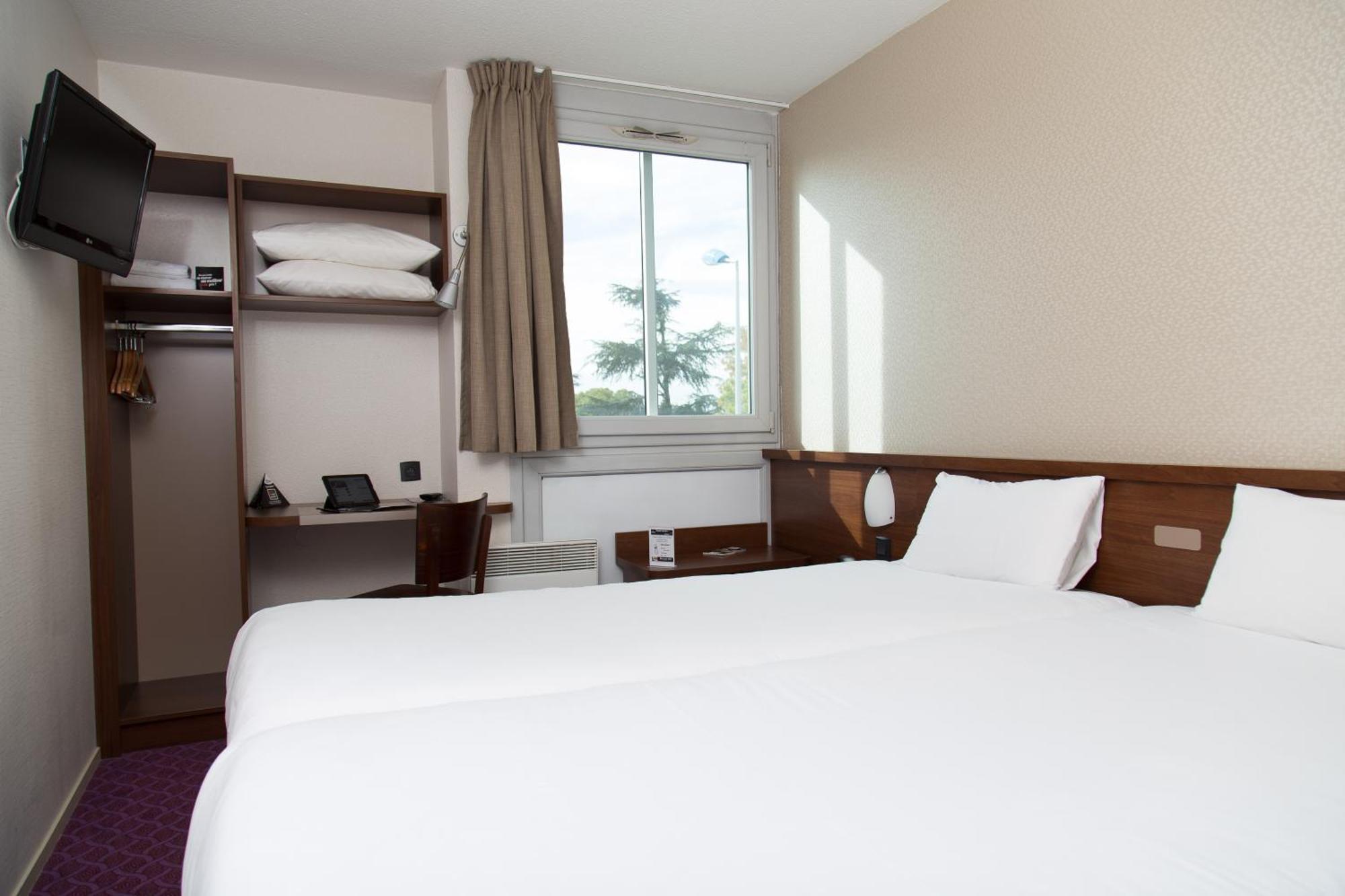 Brit Hotel Toulouse Colomiers - L'Esplanade Luaran gambar