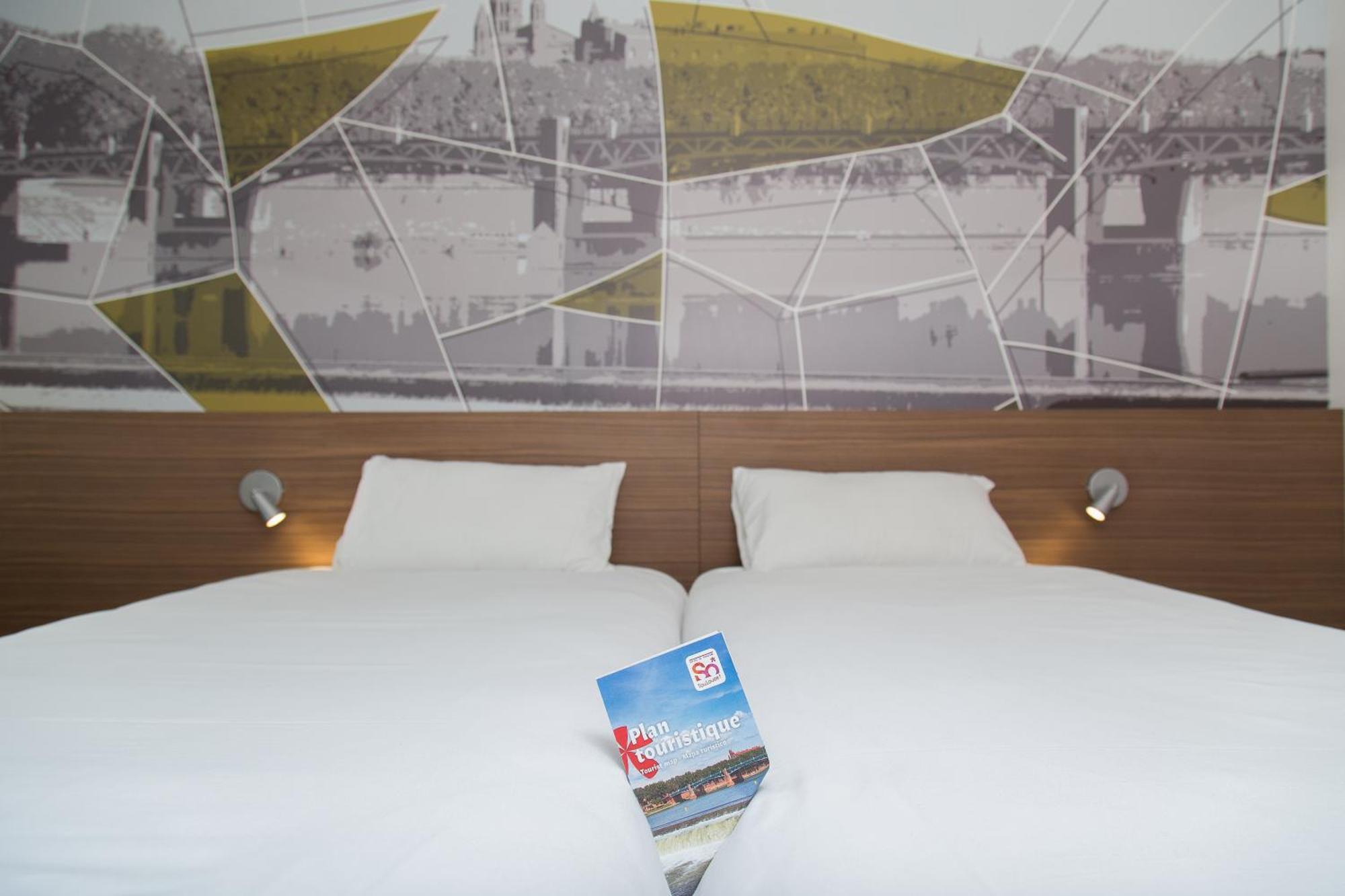 Brit Hotel Toulouse Colomiers - L'Esplanade Luaran gambar