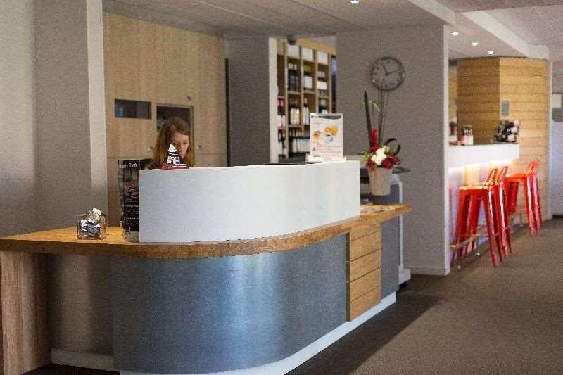 Brit Hotel Toulouse Colomiers - L'Esplanade Dalaman gambar