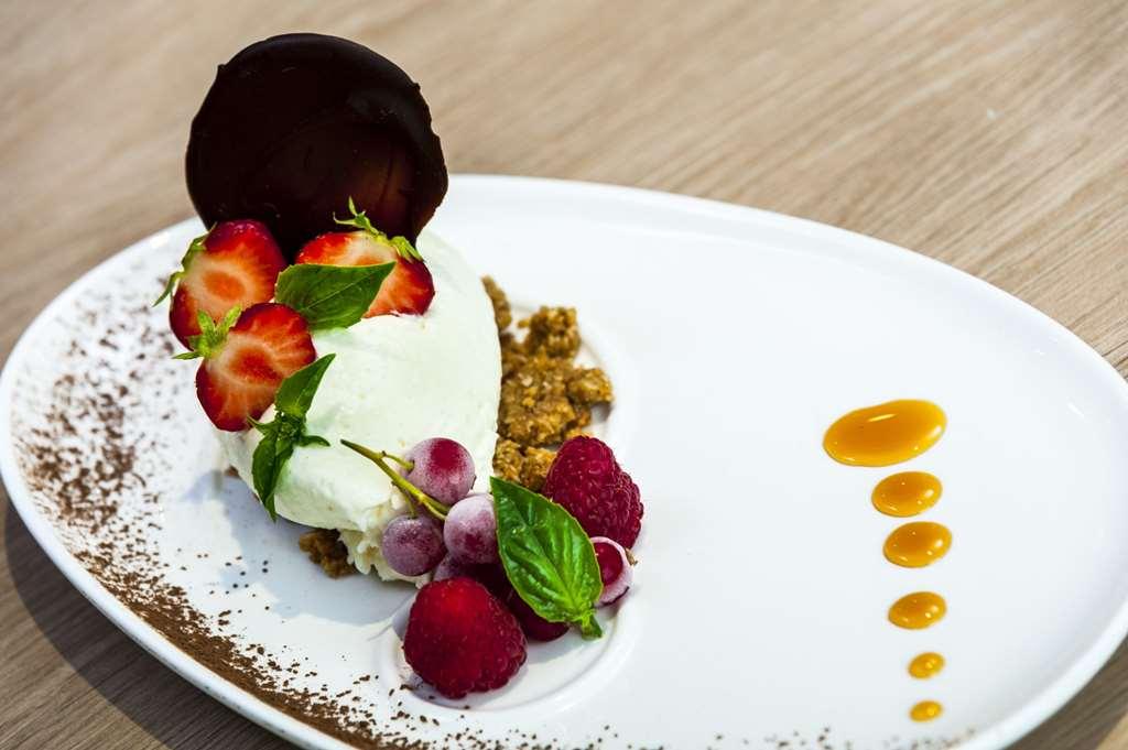 Brit Hotel Toulouse Colomiers - L'Esplanade Restoran gambar